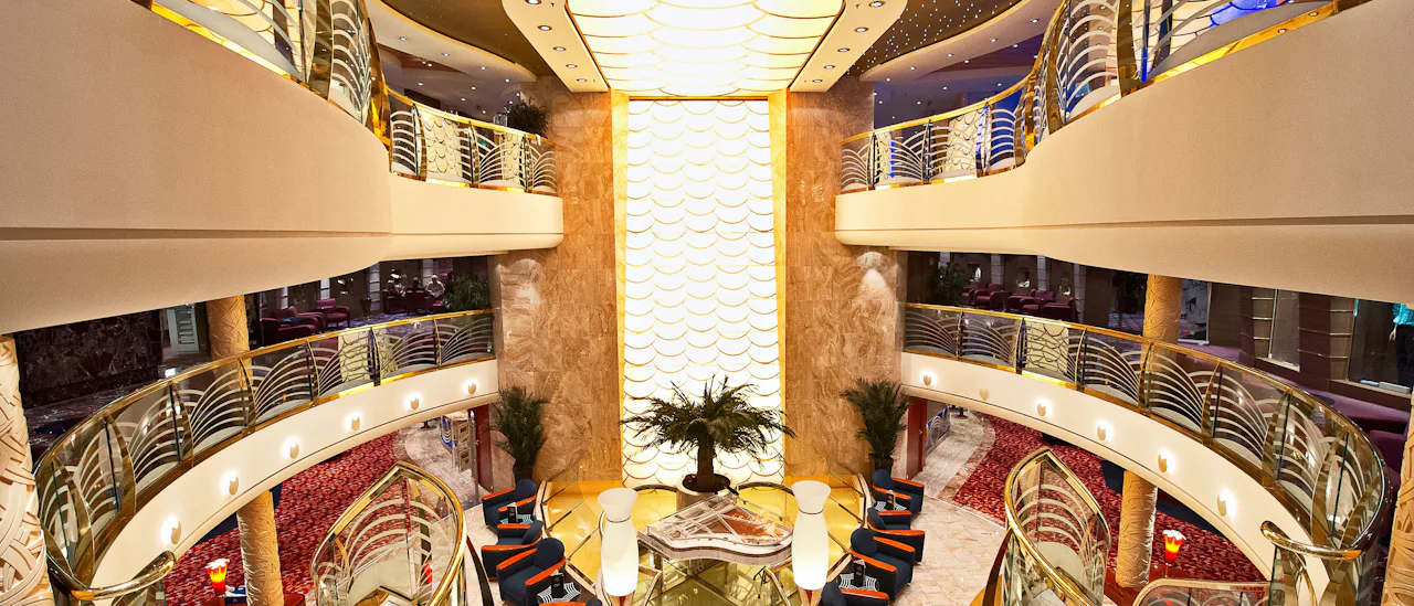 Atriet – MSC Magnificas hjärta
