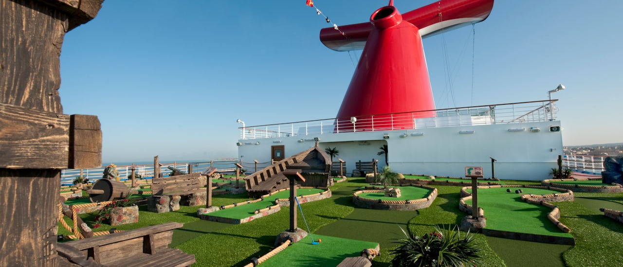 9 hål minigolf