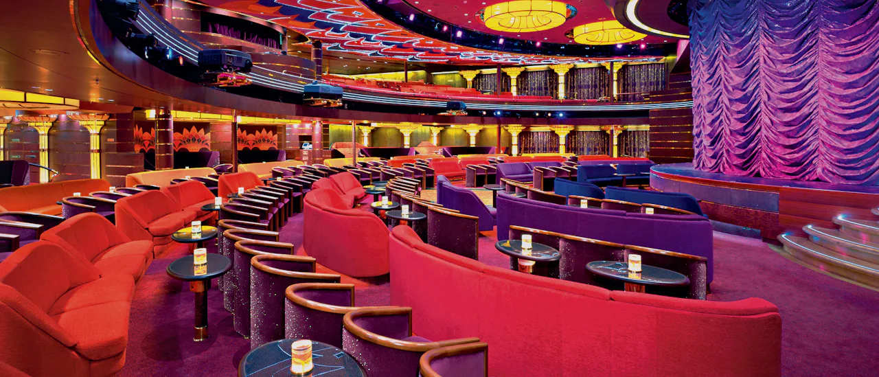 Teatern i väntan på en Las Vegas-inspirerad show