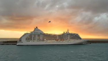 Seven Seas Voyager, Medelhavet