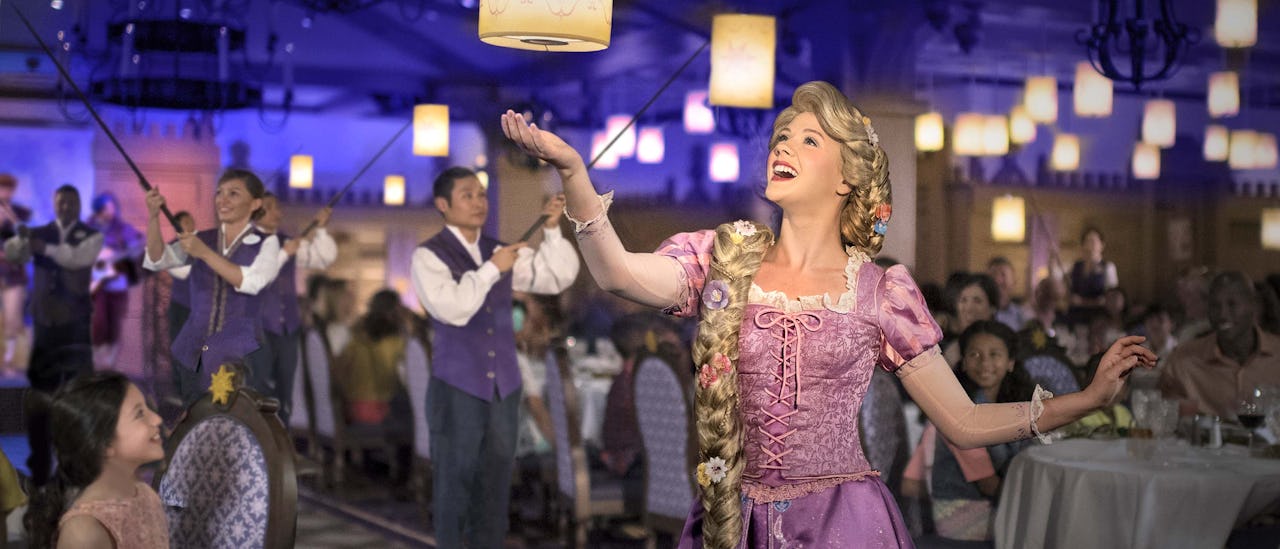 Rapunzel's Royal Table, en restaurang inspirerad av Disneys film Tangled!