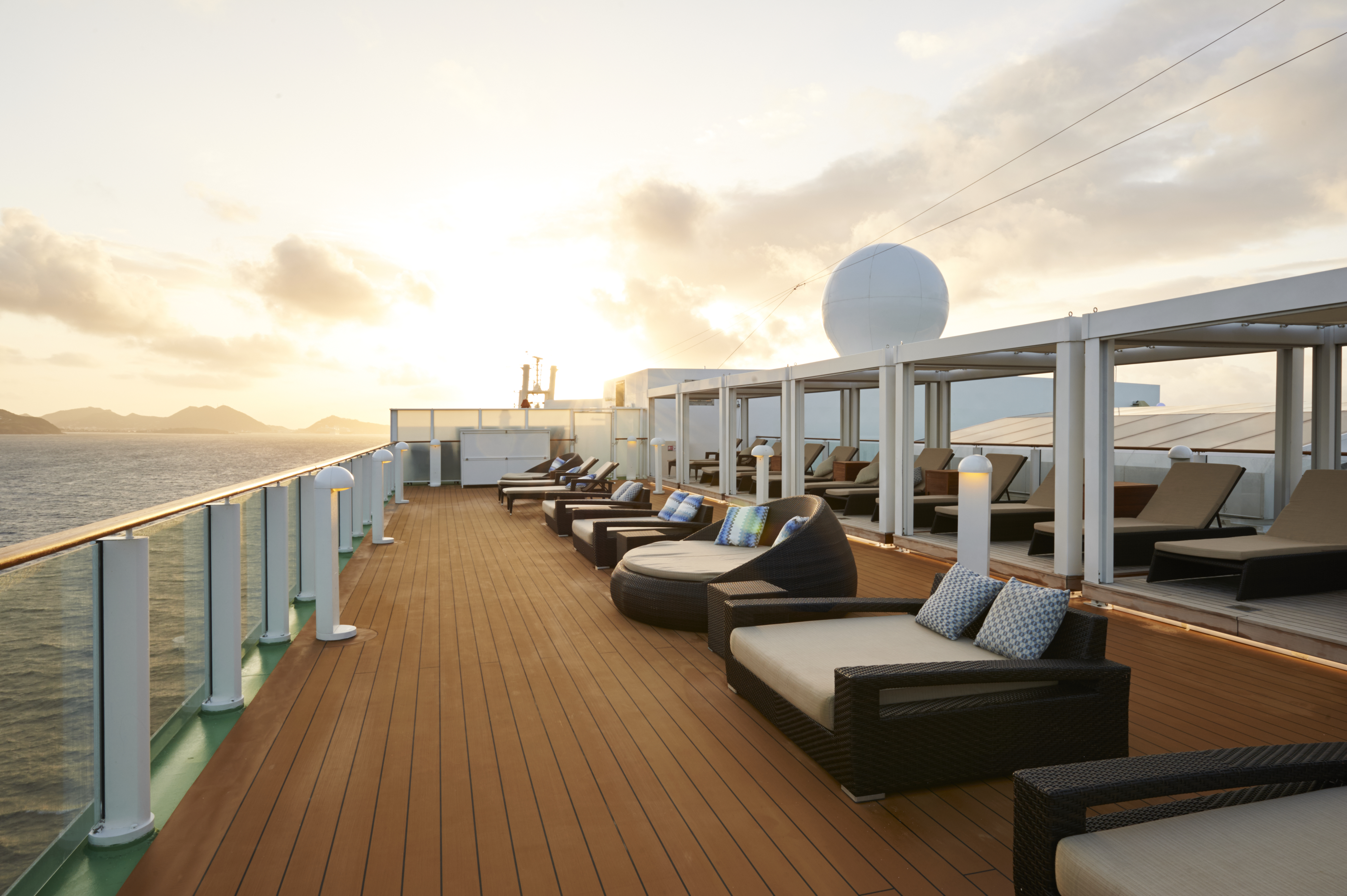 Norwegian Gem, Atlantkryssningar