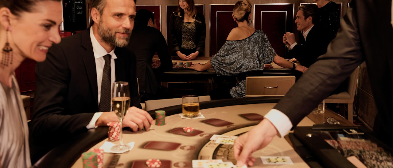 Silversea Casino för gäster som är 18 år eller äldre