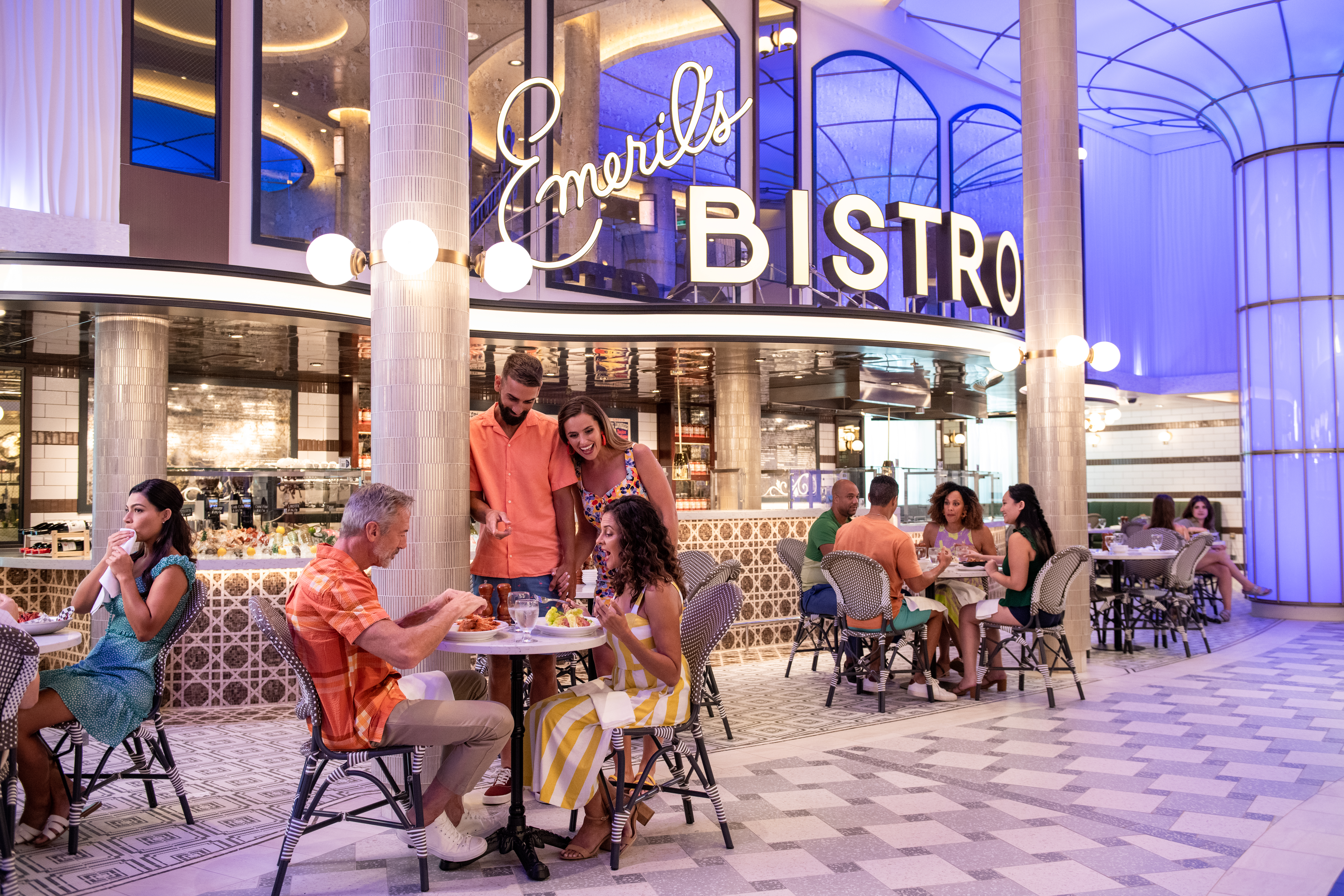 Friterade ostron, gumbo med anka och korv, po-boy-smörgåsar, färsk ceviche och mycket mer på Emeril's Bistro