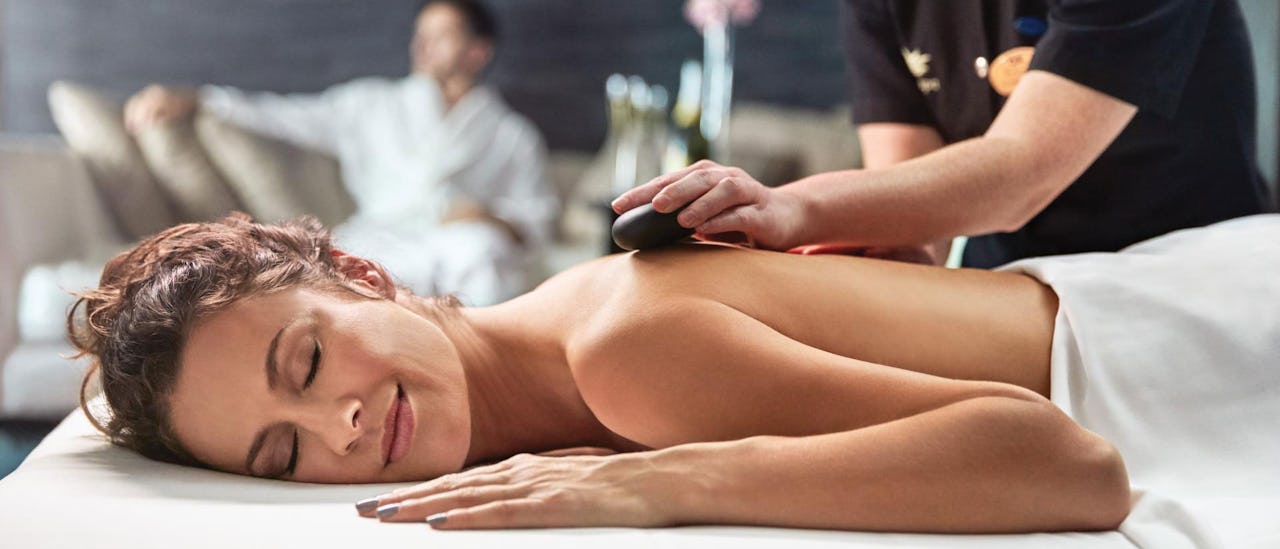 Unna dig en massage på spa-avdelningen (mot extra kostnad)