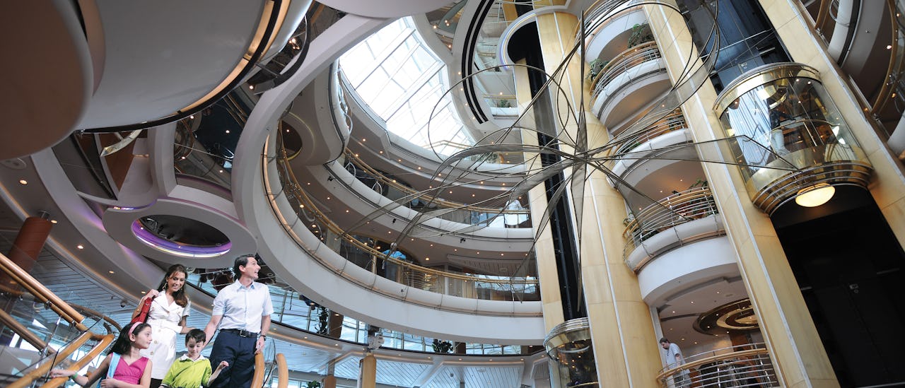 Atriet – Enchantment of the Seas hjärta