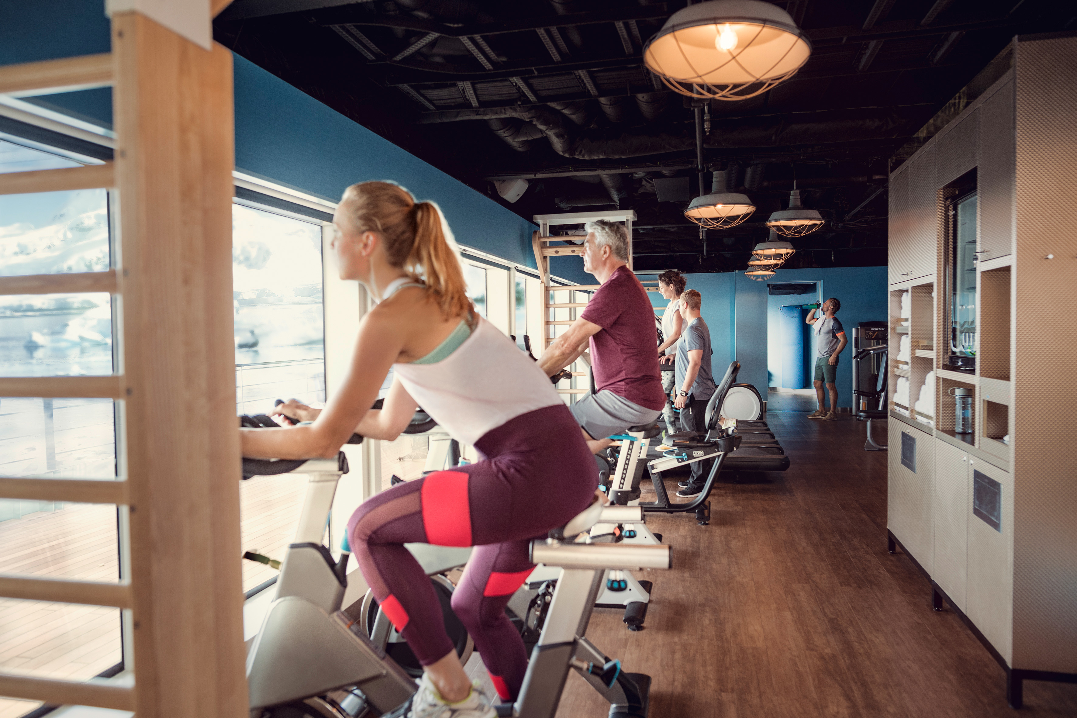 Gymmet och den separata gruppträningssalen – båda med havsutsikt – kan användas från morgon till kväll.