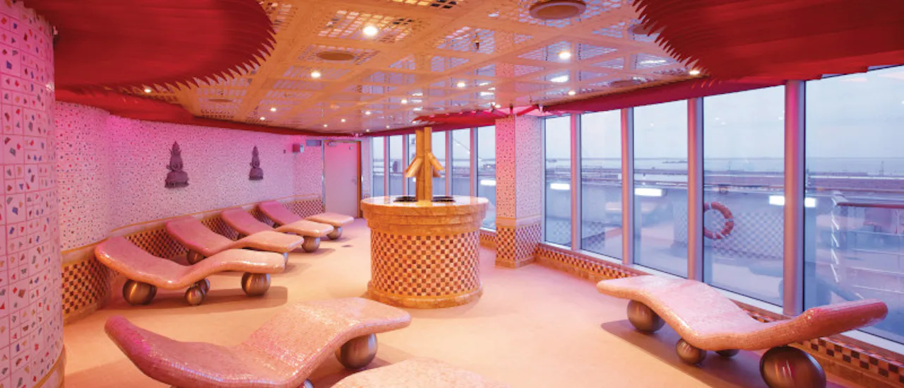 Koppla av i loungen på Cloud 9 Spa