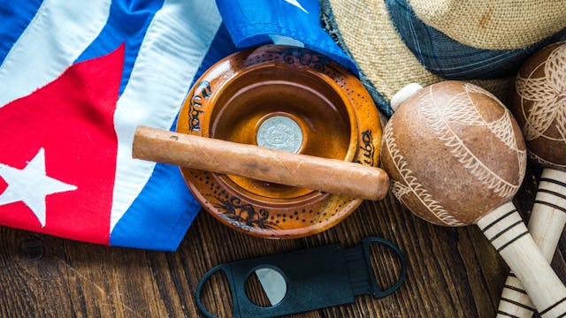 Kubansk cigarr och Kubas flagga