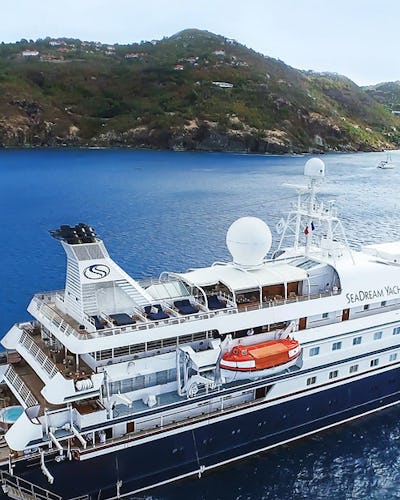 Seadream Yacht Club