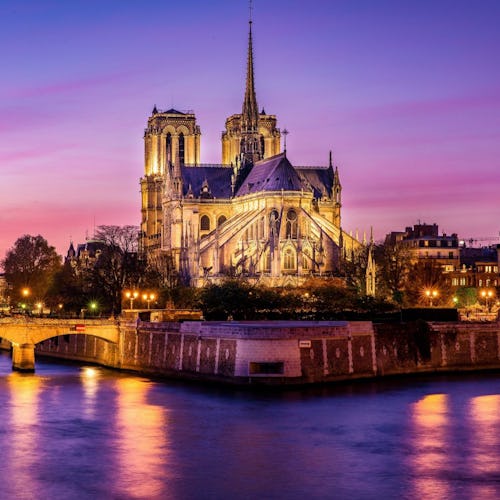 Stämningsfull flodkryssning på Seine