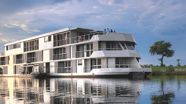 Flodkryssning på Zambezi i Afrika